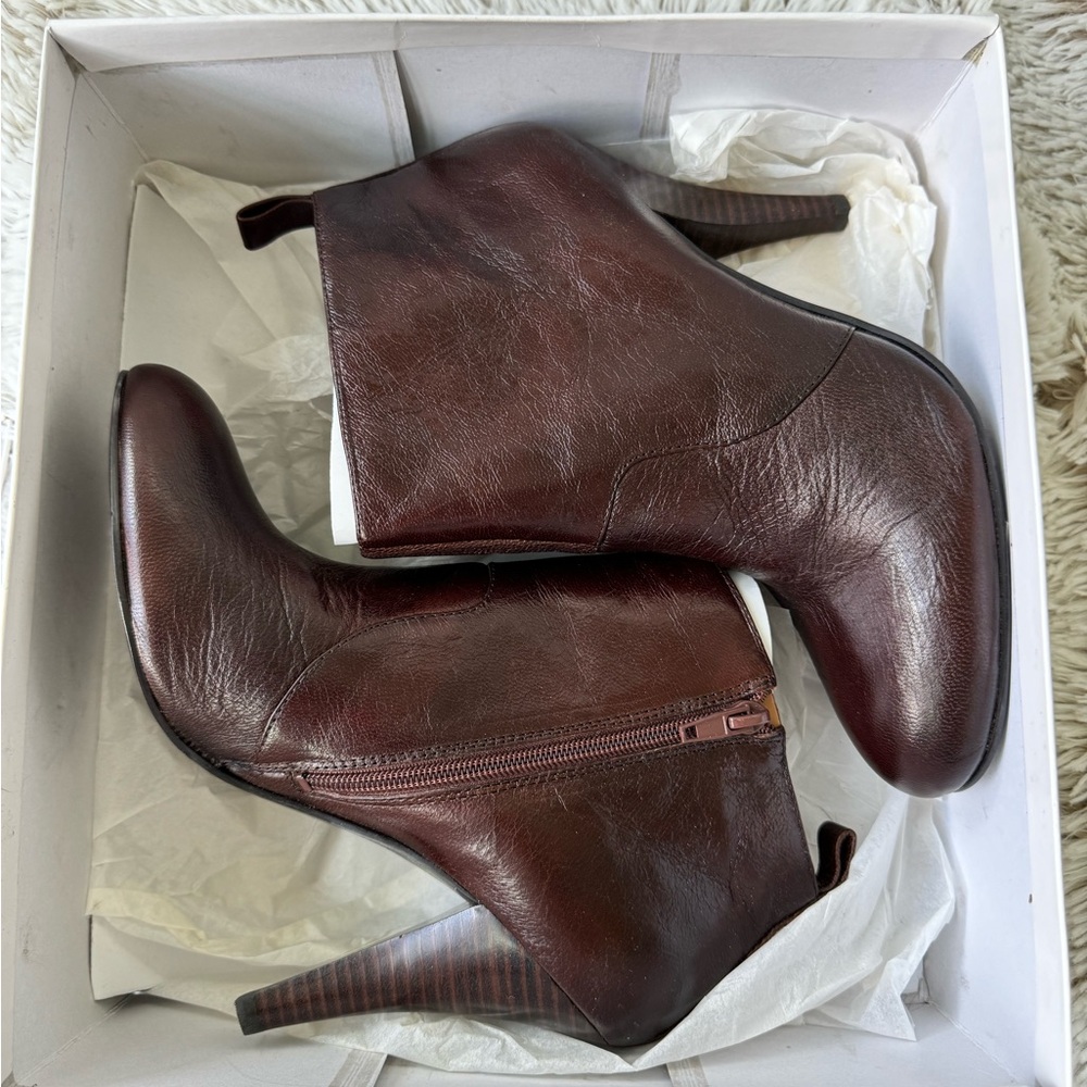 Nine West Women’s Brown Boot size 9M - Picture 5 of 5